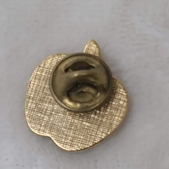 Teachers Change Lives Apple Pin Gold Tone Red Crystal GES School Award - Picture 6 of 6